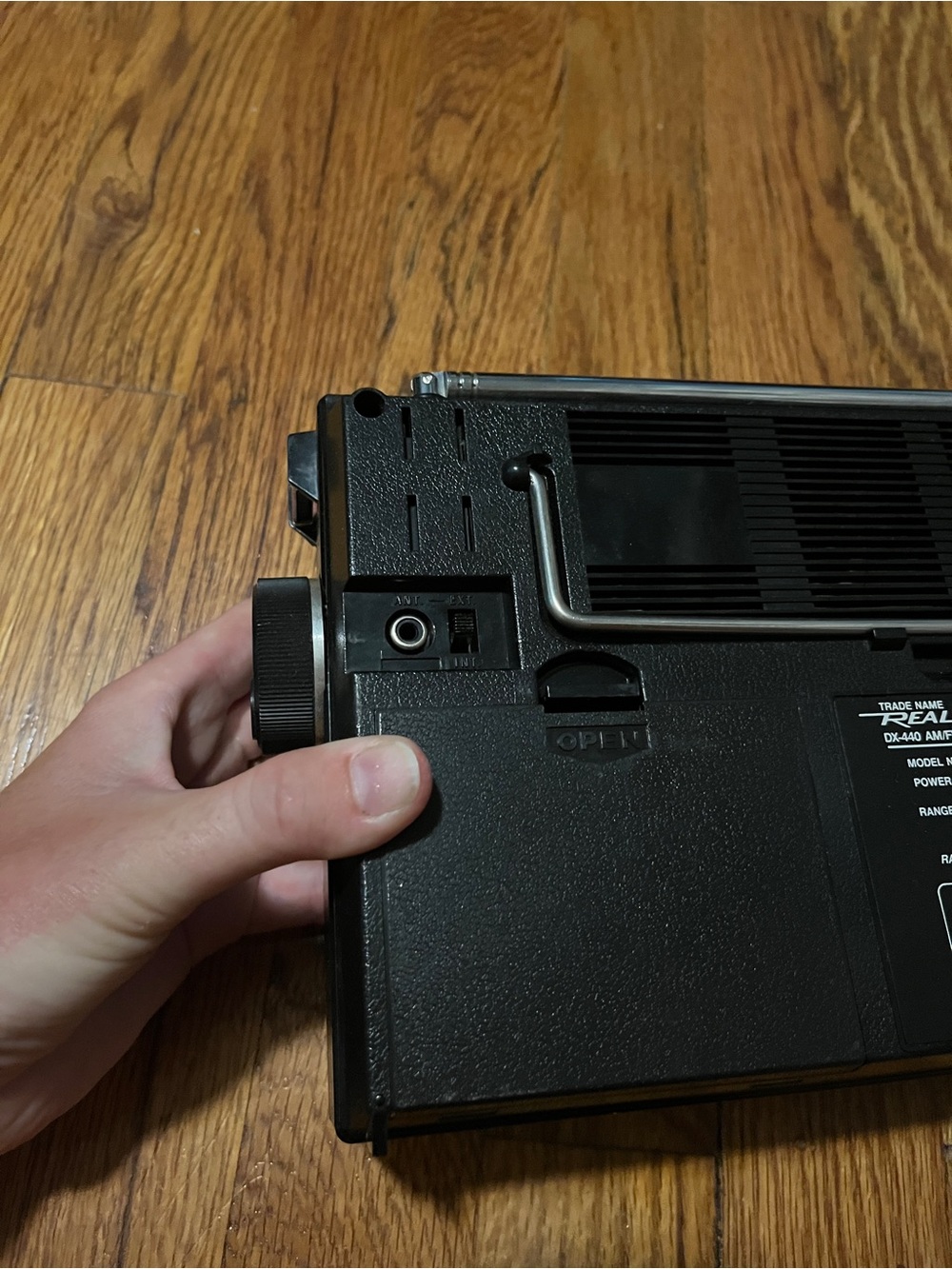 DX-440 Portable Radio Receiver - Black - Picture 5 of 10
